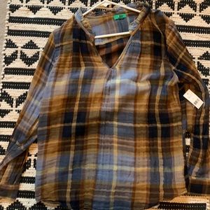 Plaid long sleeve blouse